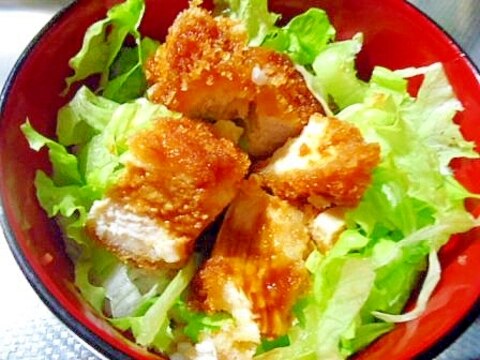 ひとりごはん　☆　チキンカツ小丼